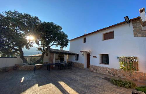 ENTRESIERRAS Apartamentos rurales con chimenea, barbacoa y espacio para eventos - Foto 33