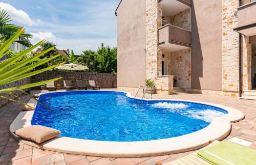 Private holiday house Villa SoulSet with garden and Pool Near Beach in Malinska, Krk - Foto 2
