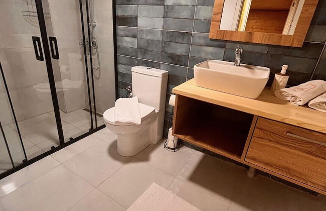 Lusso Suite - Photo 5