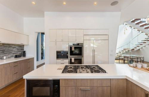 5BR Modern West Hollywood Retreat - Foto 73