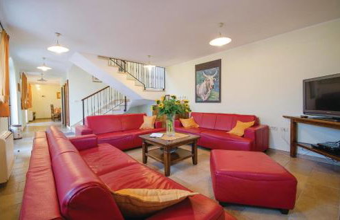 Cozy Home In Tinjan With Wifi - Foto 3