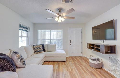 Williston Home with Yard 6 Mi to Devils Den Spring - Foto 1