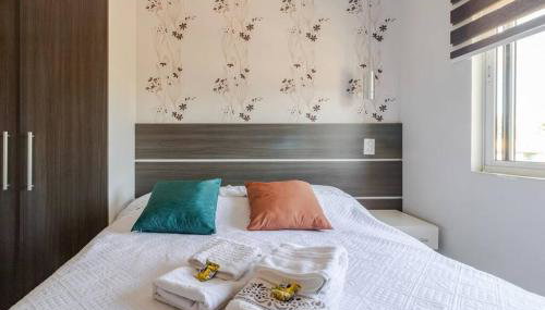 Apto amplo 5 pessoas 2 banheiros garagem - Foto 3