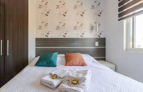 Apto amplo 5 pessoas 2 banheiros garagem - Foto 3