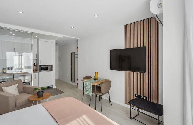 Limehome Madrid Calle de la Paloma - Photo 13