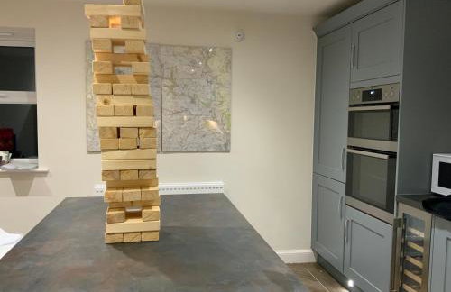 The Neal's 4 Bedroom House in Buxton Sleeps 8 - Photo 61