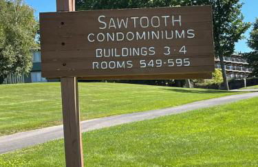 Top Floor Luxury, Sauna, Private Pool, Lake Bellaire Beach, 5 beds, 4 full bath - Foto 31