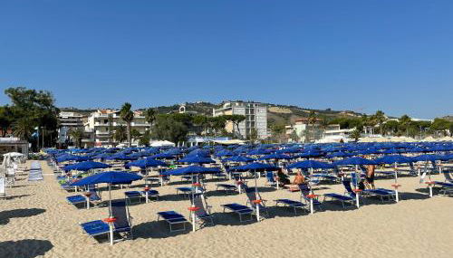 Appartamento Miramare 3 con servizio spiaggia - Photo 4