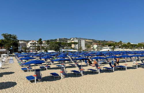 Appartamento Miramare 3 con servizio spiaggia - Foto 4