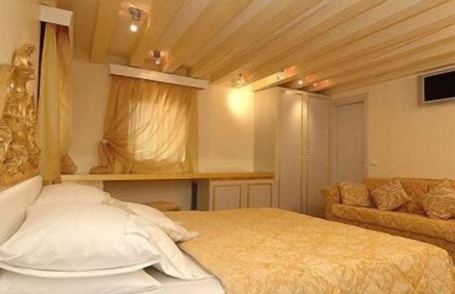 Relais Venezia - Photo 10