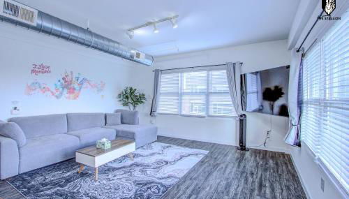 The Stallion #305 - Walk to Attractions - Modern Spacious 1BD Loft in Memphis Downtown - Foto 2
