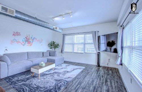 The Stallion #305 - Walk to Attractions - Modern Spacious 1BD Loft in Memphis Downtown - Foto 2