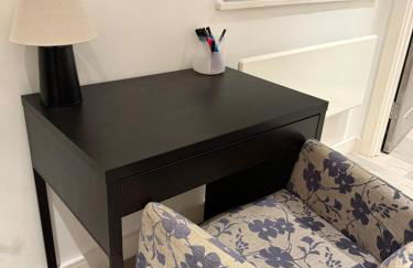 Cozy Luxury Apartment In The Heart Of Slough -The Bethel Suite - Foto 13