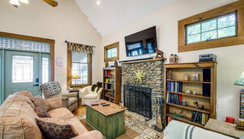 Lake Cumberland Resort Cabin with Community Perks! - Foto 4