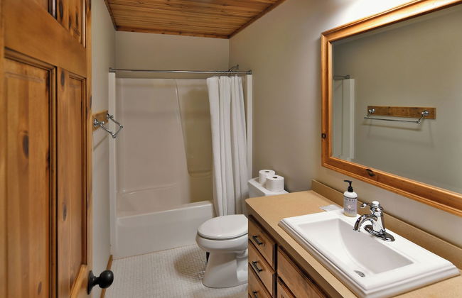 Lumberjack Lodge - Photo 36