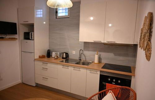 Downtown Cosy - Photo 3