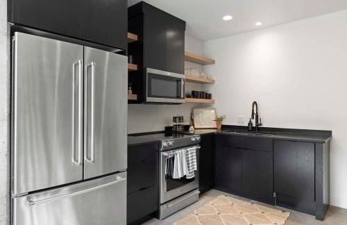 Zion Loft Unit 5 - Photo 14