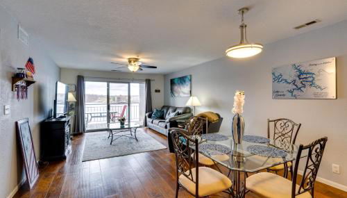 Waterfront Gem with Balcony and Views in Osage Beach - Foto 5