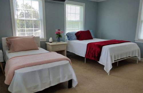 Backwoods Family Getaway! 3 Bedroom house! - Foto 6