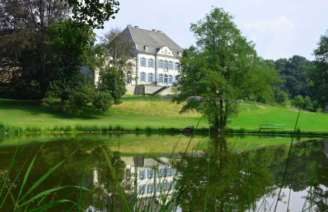 Ardennes Castle Retreat for Groups - Foto 35