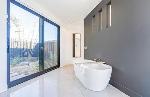 Spectacular Resort-Style Oasis by Rather Be Properties - Foto 10