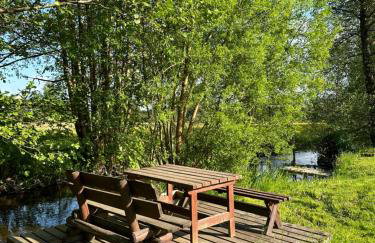 Mały domek nad rzeką Słupią - Foto 14