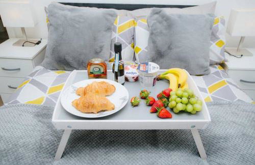 Mills Apartment - Two bedroom en-suite apartment - Photo 13