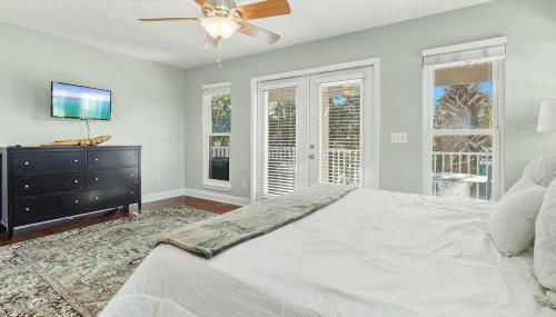 Walk to the Beach - BBQ - Patio - Play Area - Pets - Photo 5