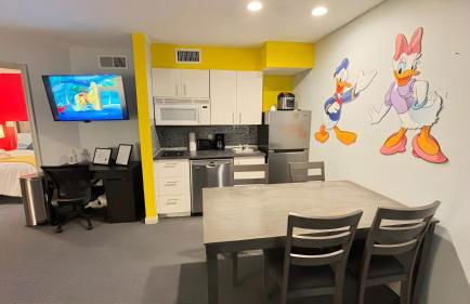 Whimsical Condo 1.5M from Disney - Foto 43