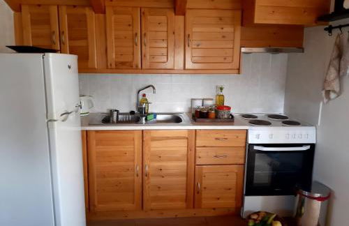 Traditional house in Akamatra square - Photo 4