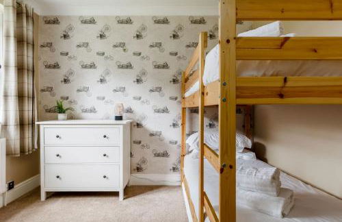 Cobalt Cove - 10-Minute Walk to Ashley Cross - Photo 25