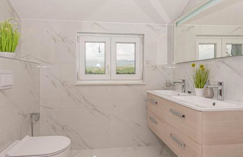 Villa Maria with Outdoor Pool - Five Bedroom Villa with Outdoor Pool - Foto 18