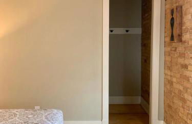 Historic Arts District Gastro Loft - Foto 12