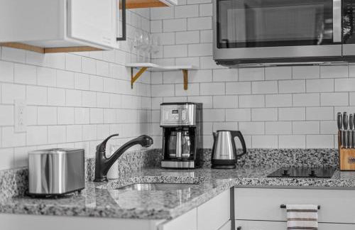 Shadyside, Central !5 Stylish and Bright Studio With Free Parking - Foto 10