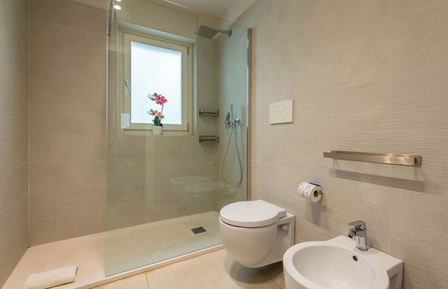 Mina Apartment 100m From Sea - Photo 13