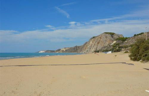 Terrazza finemente ristrutturata di fronte al mare - Foto 23