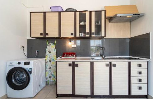 Four-Bedroom Holiday Home In Islam Latinski - Photo 34