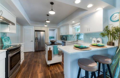 Paradise Pool Villa! Minutes to Beaches & Downtown - Foto 16