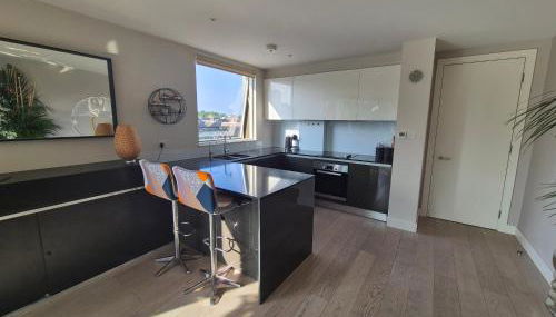 Panoramic Pondview Penthouse - Foto 5