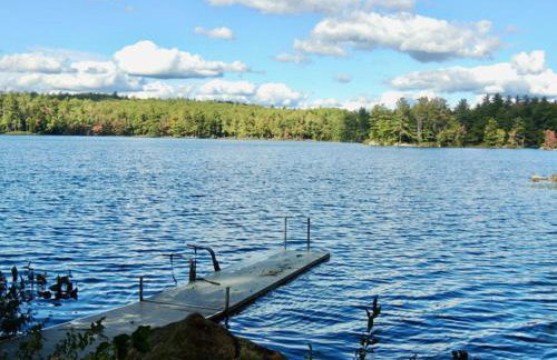 Lakefront Cottage by Country House Escapes - Foto 8