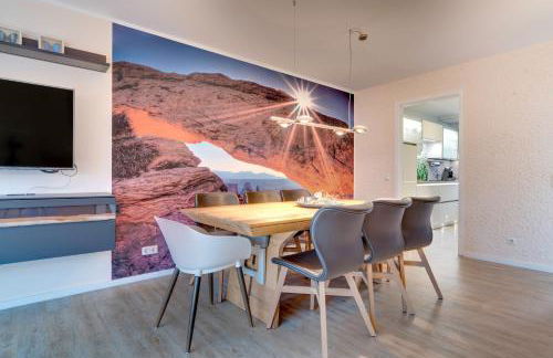 Köln-Pulheim Saphier Haus I15 min Köln Messe Lanxess I 180m2 über 4 Level I Komfort I P I Palmengarten I Babybett - Photo 2