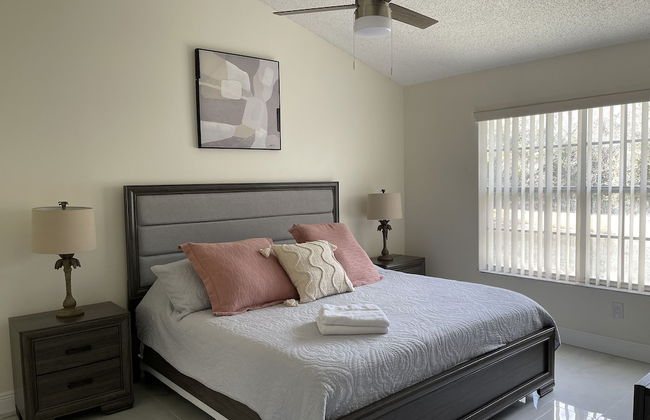 ELEGANT & LUXURY APARTMENT CLOSE DISNEY - Foto 3