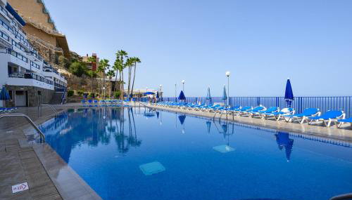 Charming Apartment with Terrace, Swimming pool and Sea views - Foto 1, sunbed