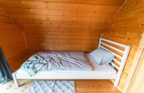 Nad brzozowym stawem - Foto 25