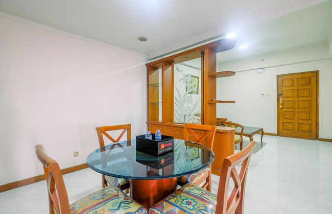 Spacious and Strategic 3BR Kondominium Juanda Apartment - Foto 9