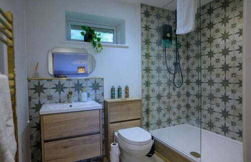 ''The Den'' Lakeview Apartment at Watersedge - Foto 15