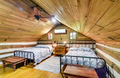 Glasgow Getaway with Patio, Fireplace and Grill! - Foto 16