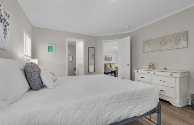 Beachin' Fun - Photo 9