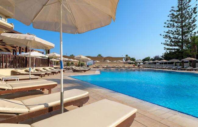 Sun Beach Resort - Photo 80