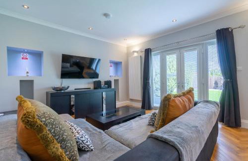 Craigey Beach Home - Photo 1